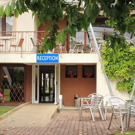 Sure Hotel By Best Western Saintes Exterior photo